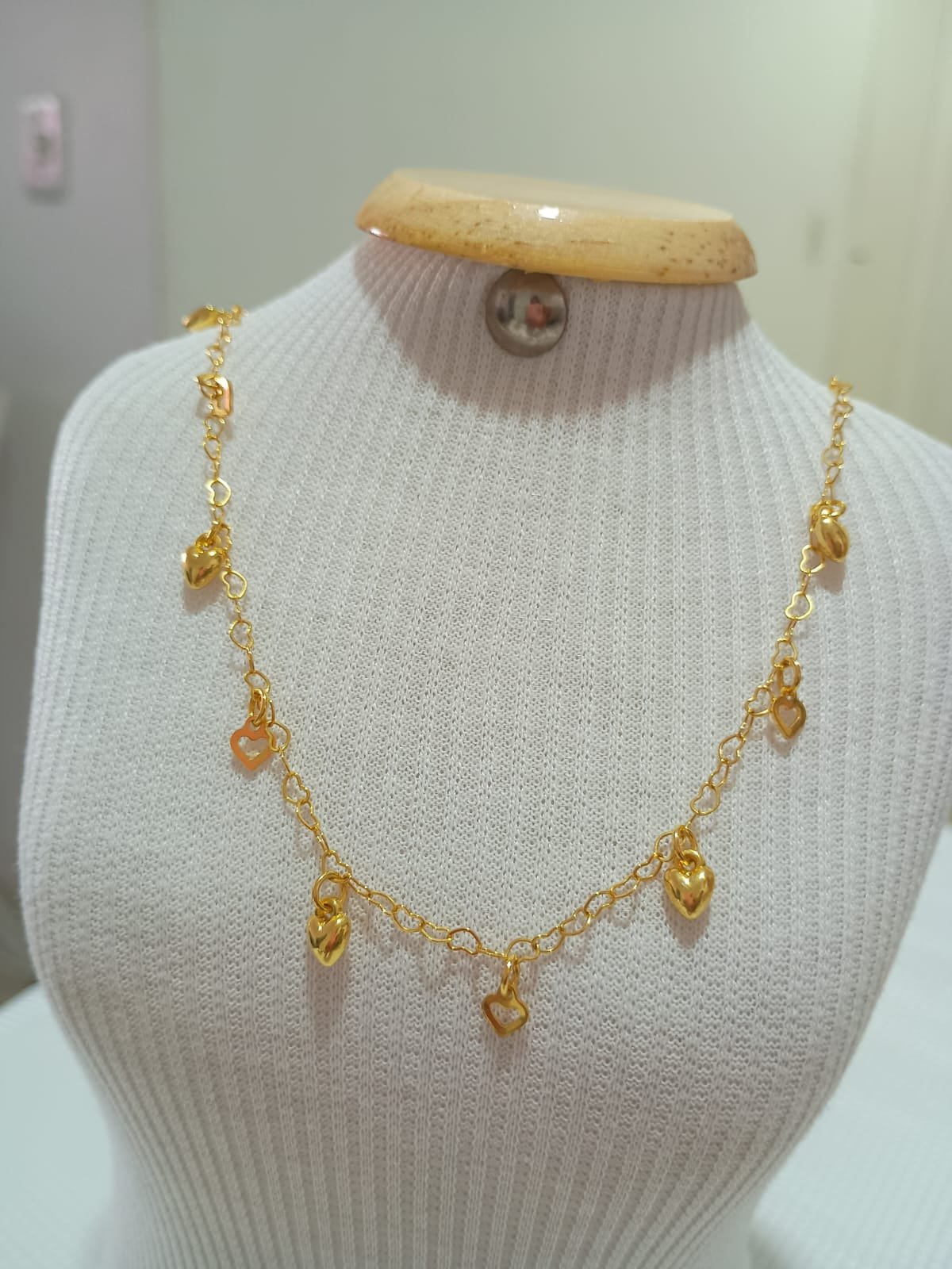 COLAR CORAÇÕES PENDURADOS - SEMIJOIA