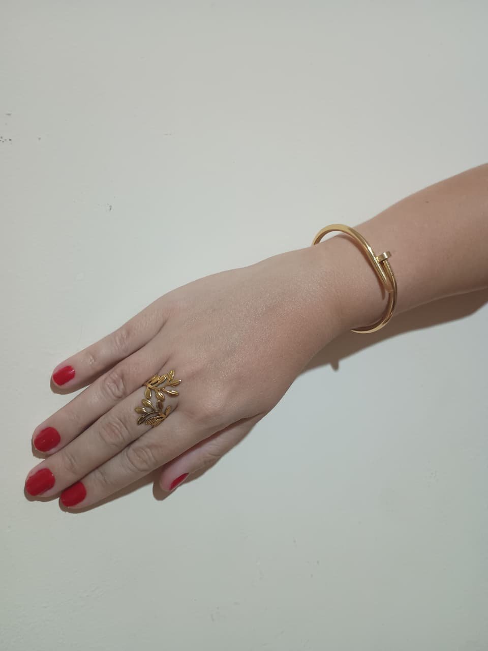 BRACELETE INSPIRAÇÃO GRIFE - AÇO DOURADO - Image 2